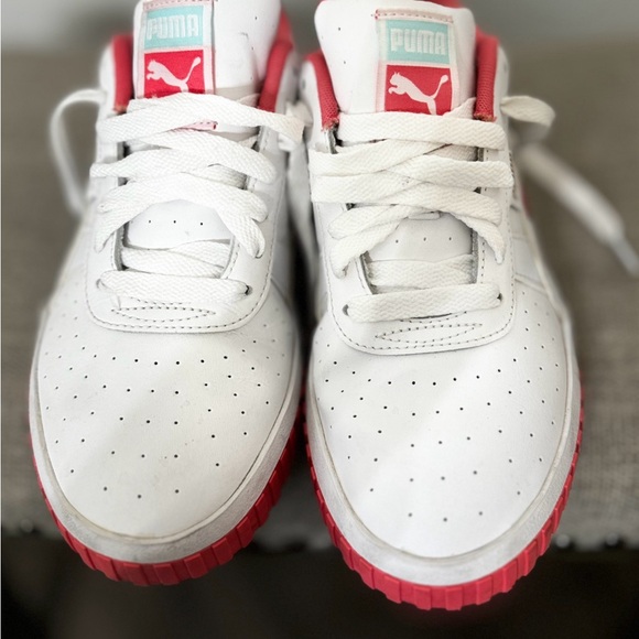 Puma Carina “”Special Edition”. Like New - Picture 2 of 3